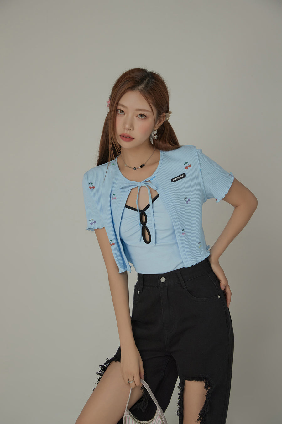 CHUU Color Shirred Keyhole Sleeveless Top