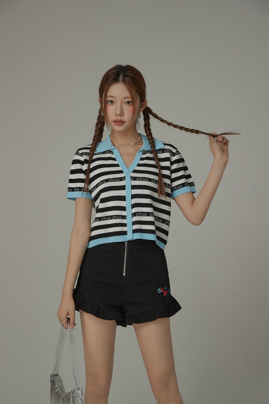 CHUU Chuu Lettering Striped Contrasting Color Knitted Sweater