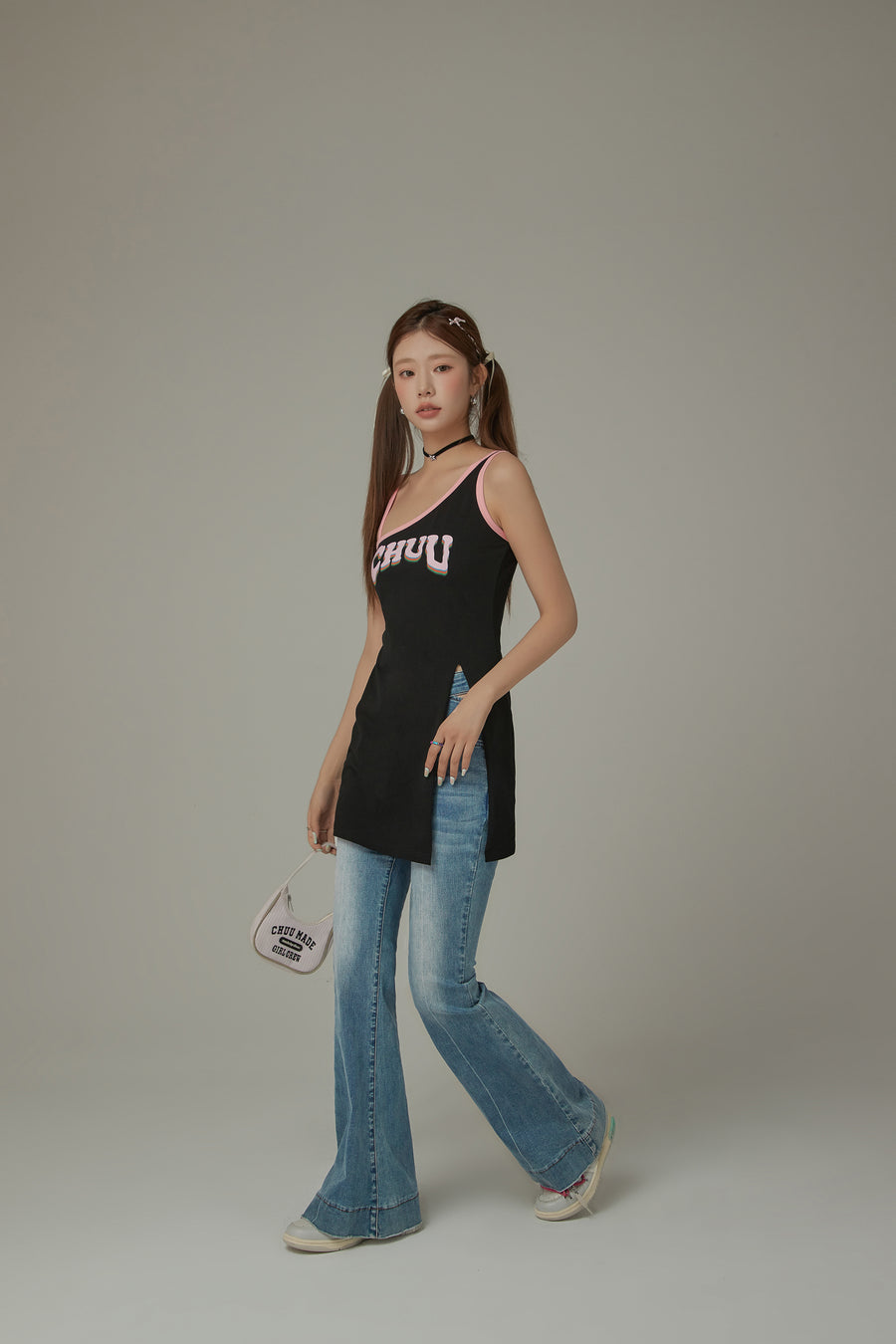 CHUU Slit Color Open Shoulder Sleeveless Top