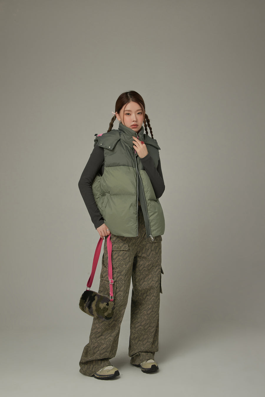 CHUU Color Matching Padded Vest