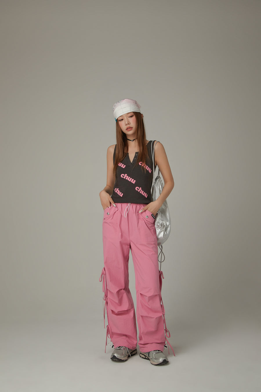 CHUU Logo Color Lettering Button Sleeveless Top