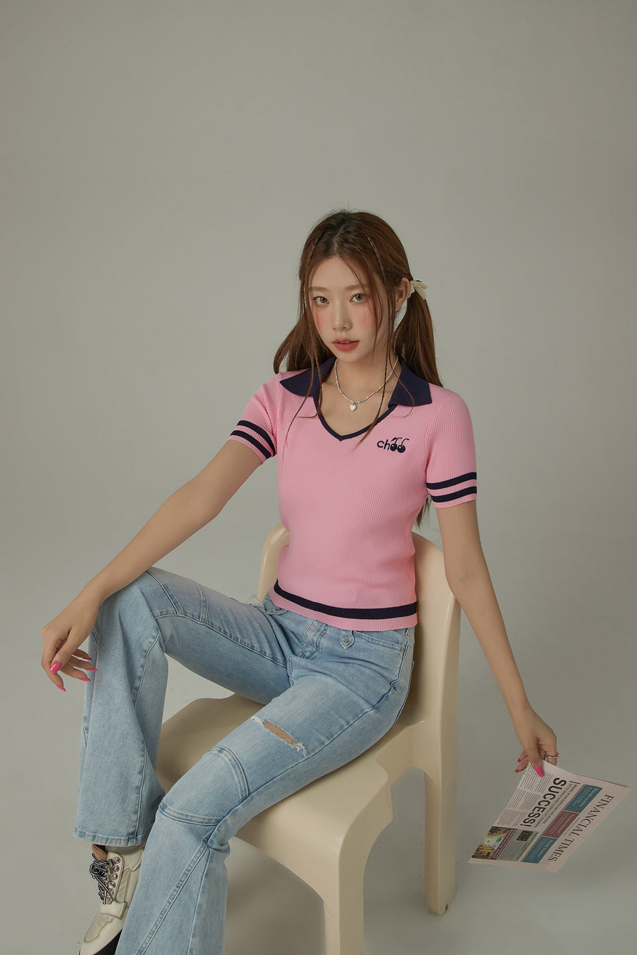 CHUU Open Collar Color Combination Knit Top