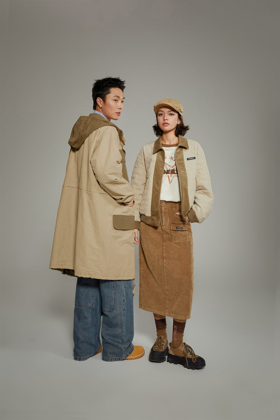 CHUU Two Tone Cargo Long Jacket