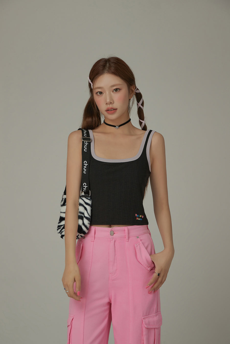 CHUU Color Lined Ribbed Sleeveless Semi Crop Top