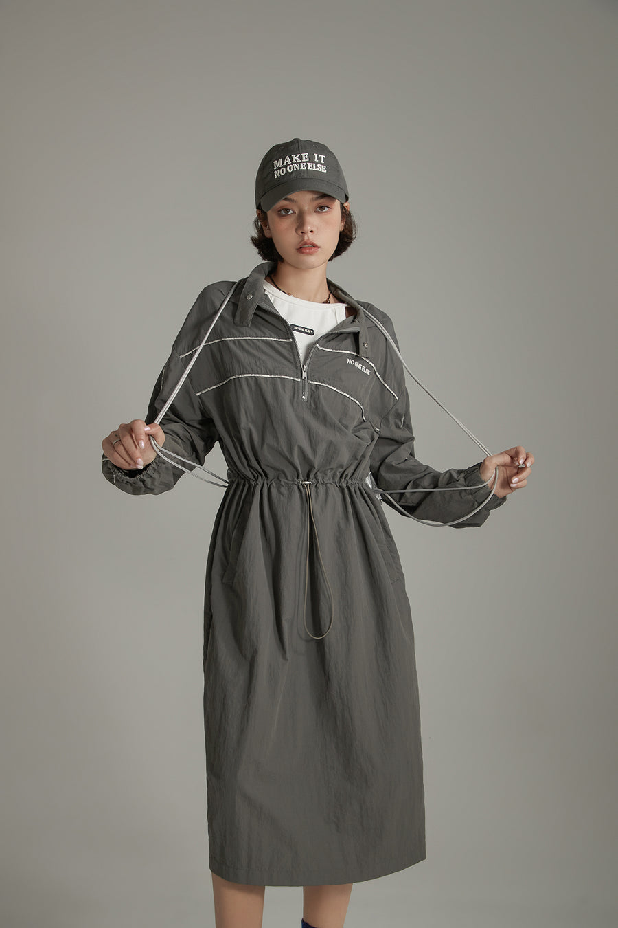 CHUU Half Zip-Up Elastic Long Dress