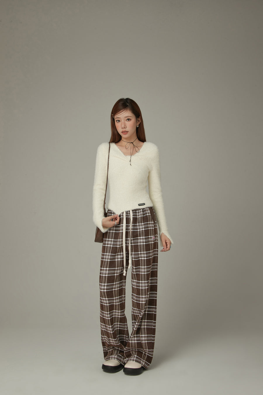 CHUU Daily String Check Pants