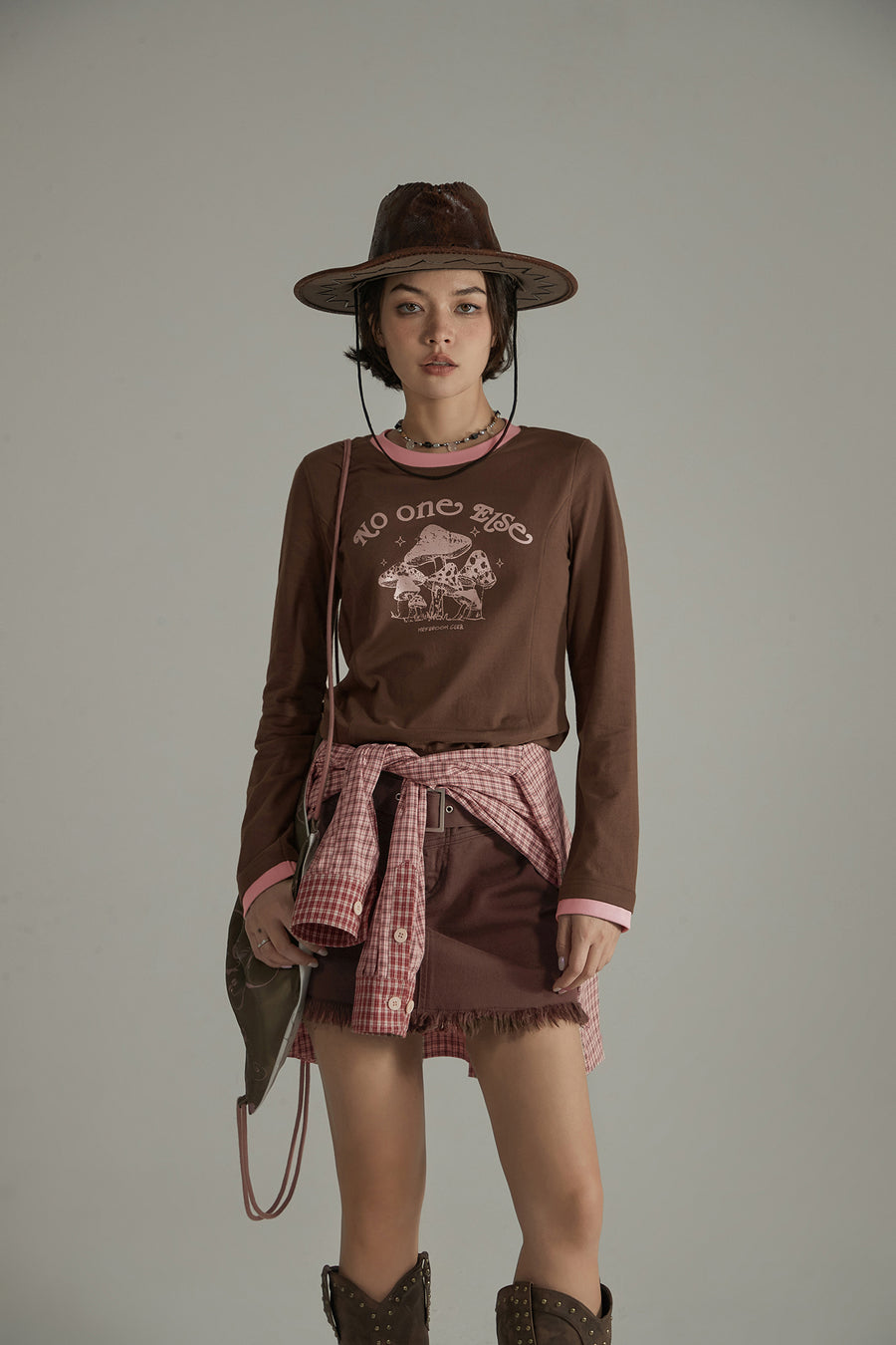 CHUU Retro Mushroom Line Color Long Sleeve T-Shirt