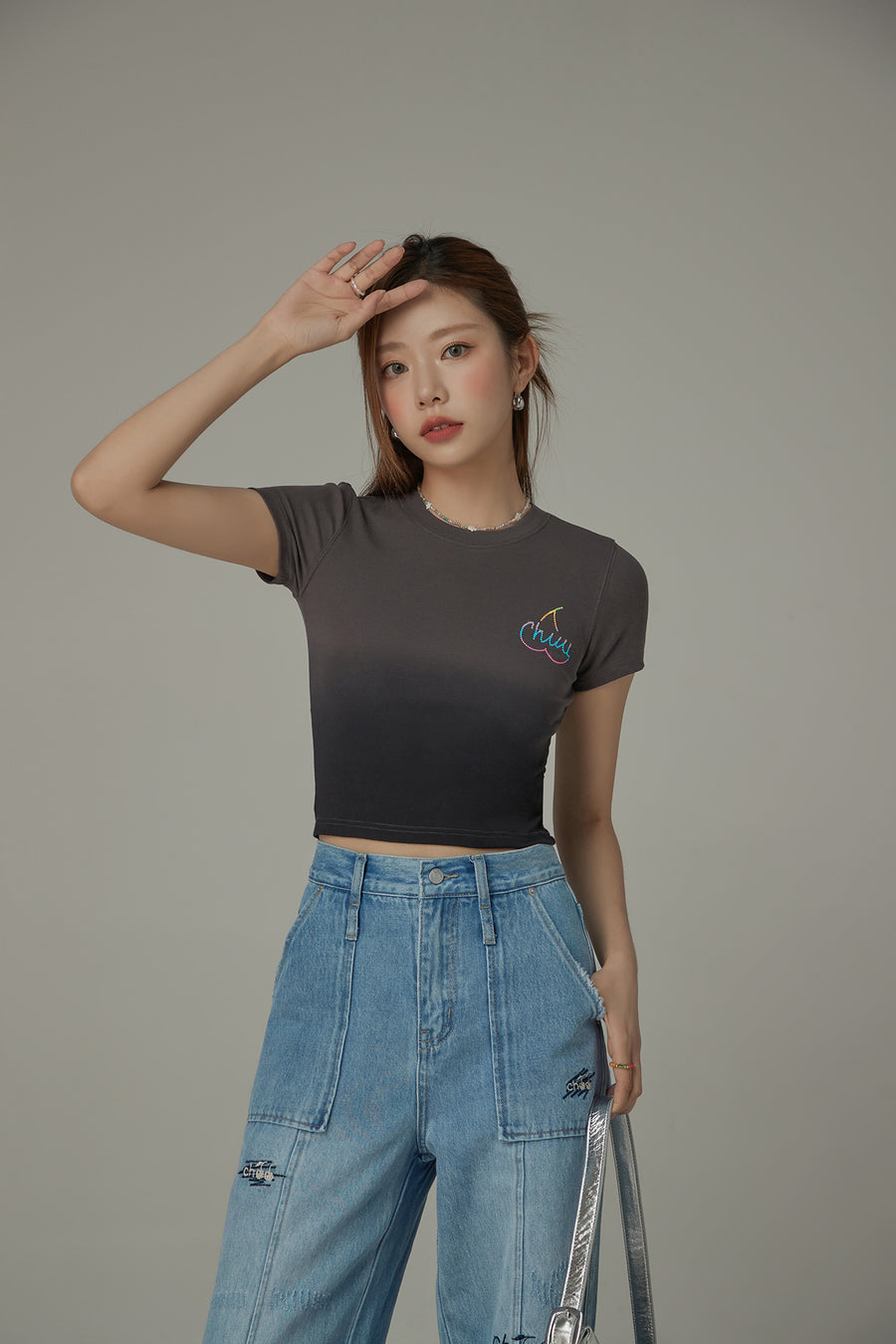 CHUU Gradient Round Neck Slim Short-Sleeved Cropped T-Shirt