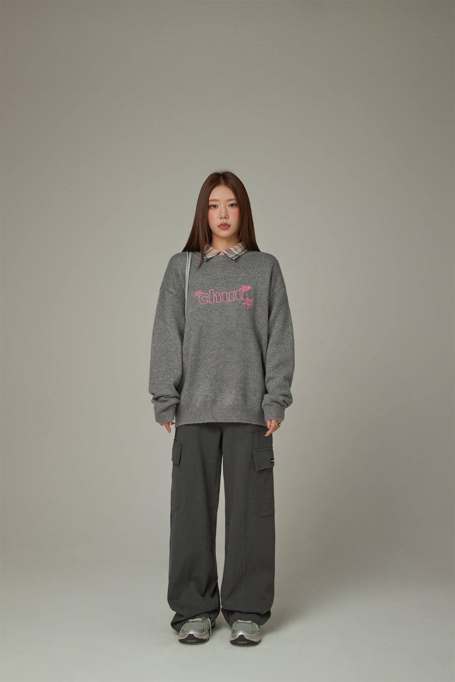 CHUU Logo Star Lettering Loose Fit Knit Sweater