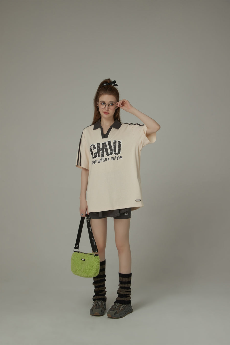 CHUU Size Doesnt Matter Open Collar Colorblocked Short Sleeve T-Shirt