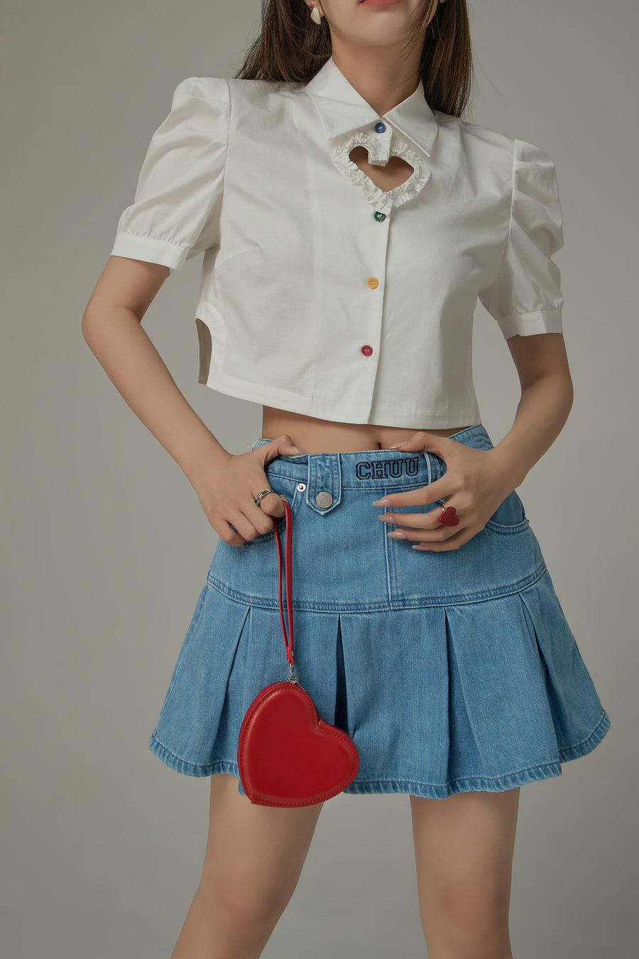 CHUU Puff Sleeve Heart Cut Out Crop Shirt