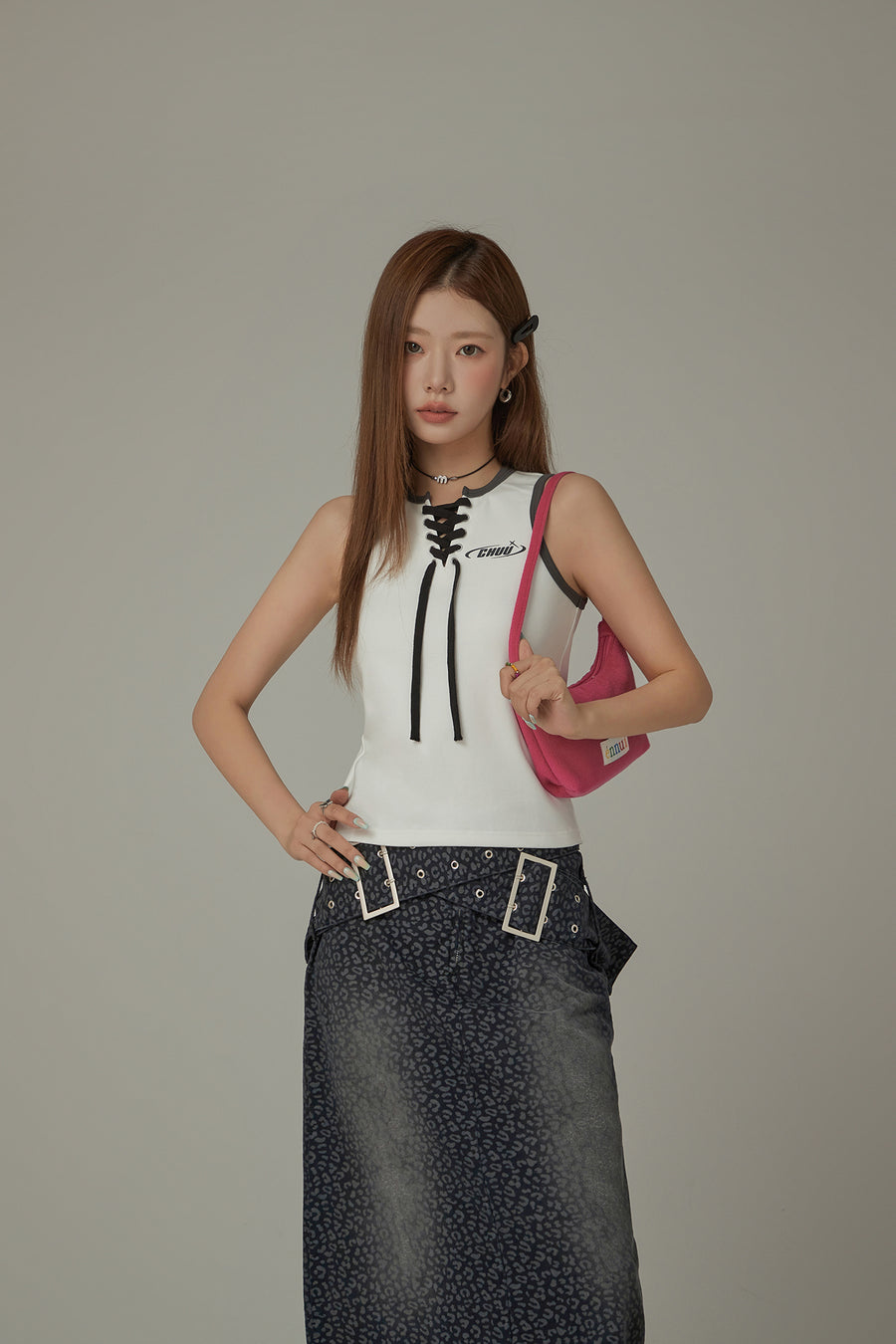 CHUU Color Lace Up Sleeveless Top