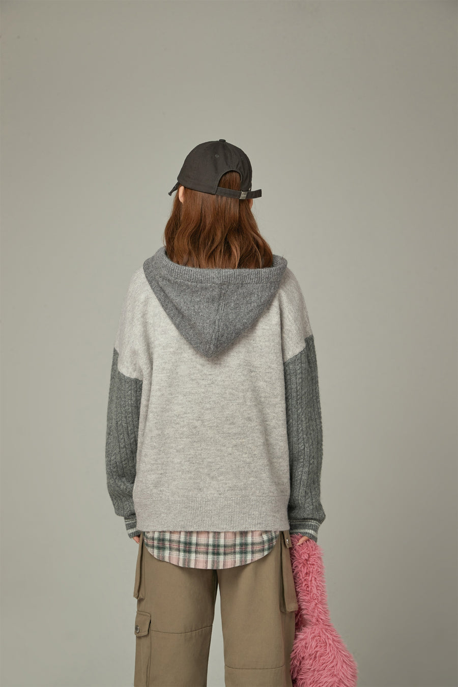 CHUU Color Combination Hood Knit Sweater