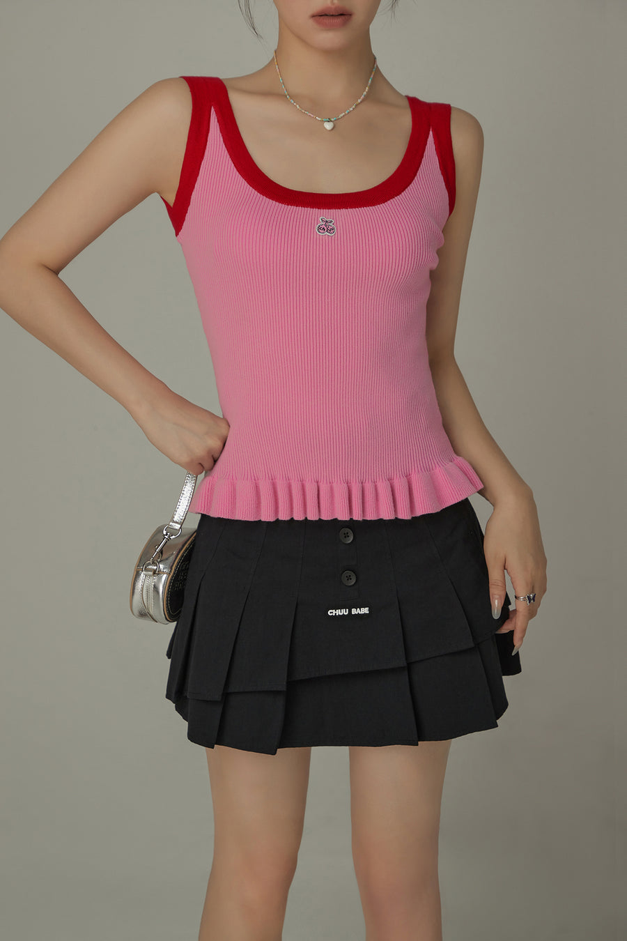 CHUU Cherry Detail Knit Sleeveless Top