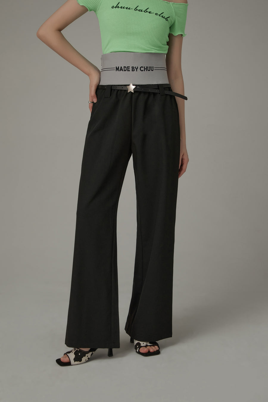 CHUU Contrast Letter High Waist Banded Wide Pants