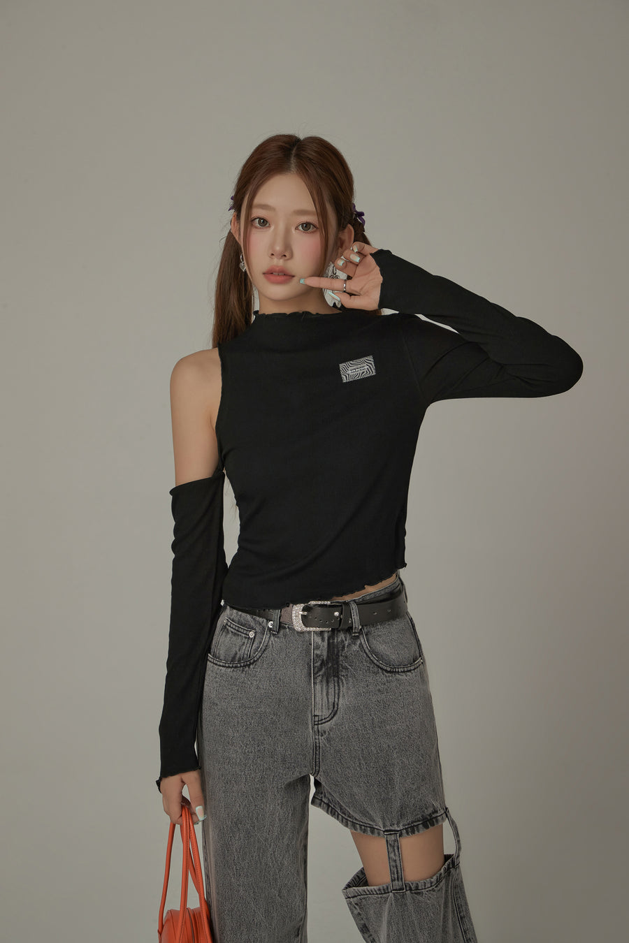 CHUU One Shoulder Slim Long Sleeve Top