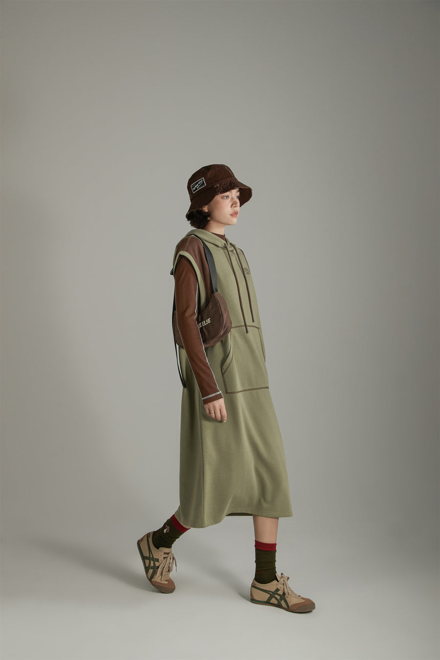 CHUU Logo Hooded Sleeveless Long Dress