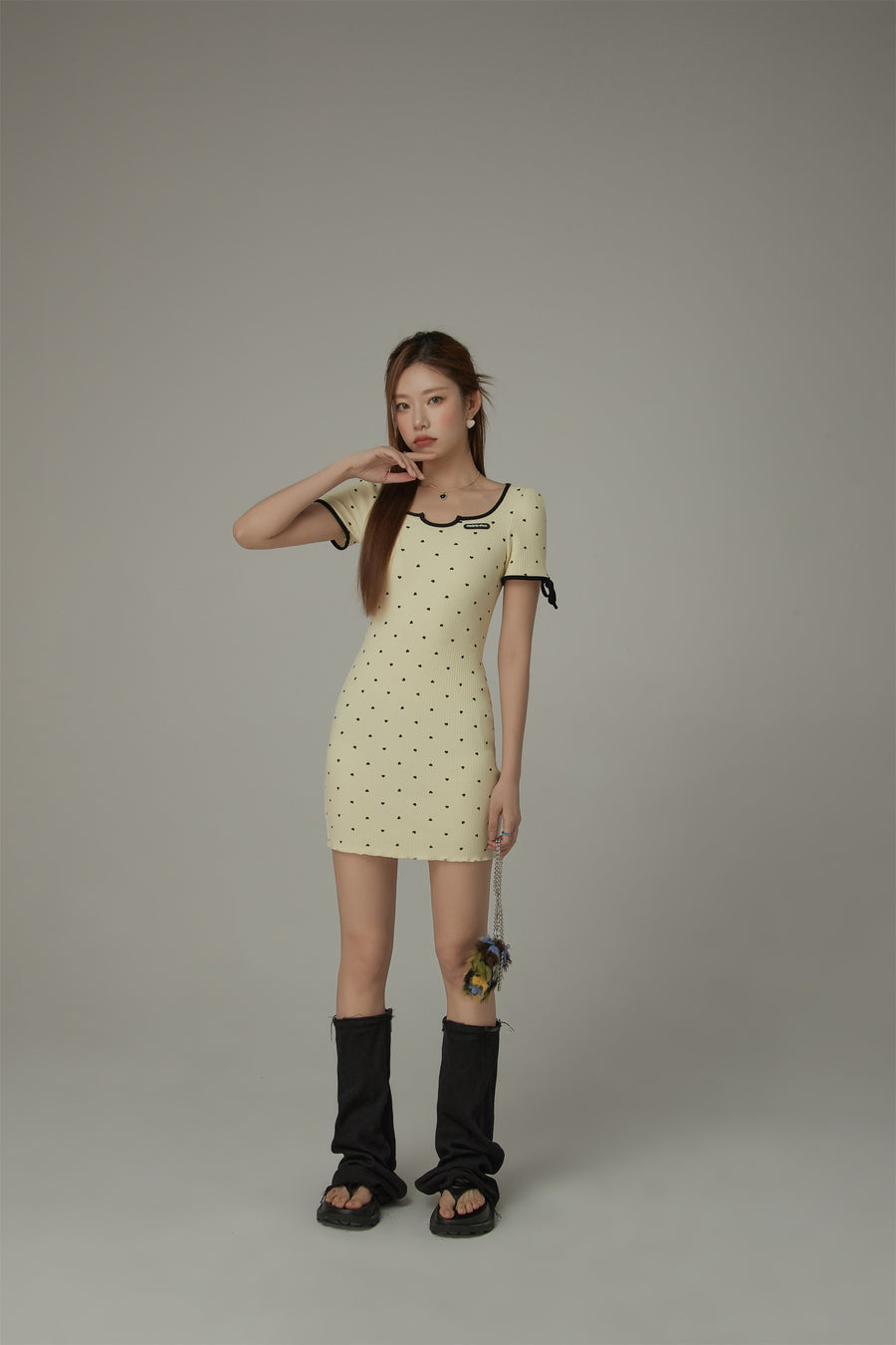 CHUU Heart Dot Patten Ribbon Sleeves Mini Dress