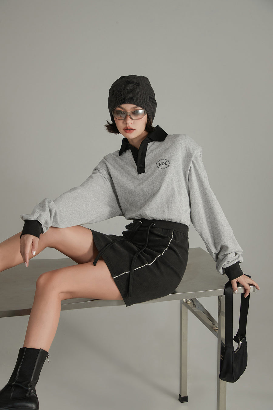CHUU Contrast Color Polo Neck Dress