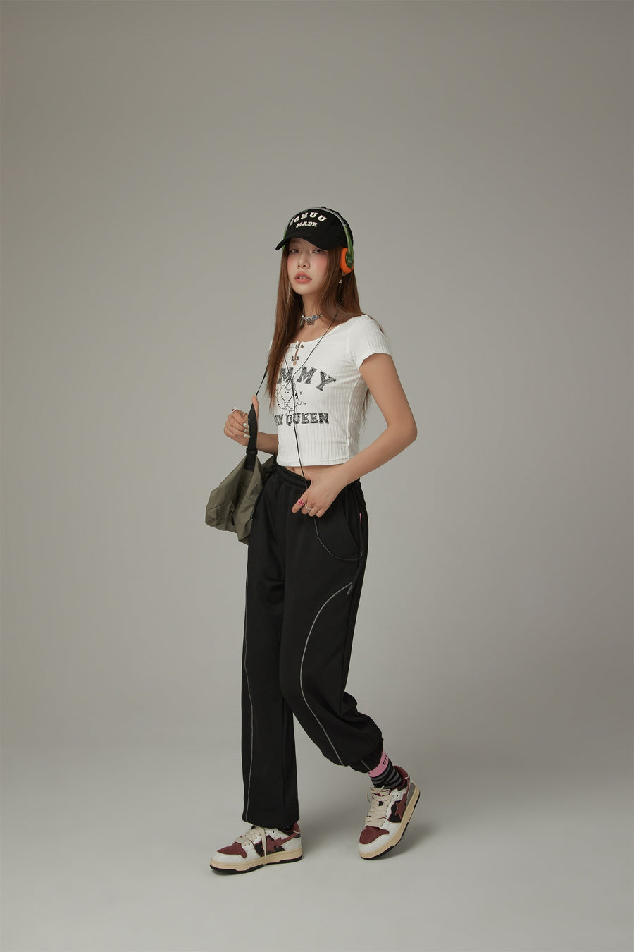 CHUU Elastic Waist Loose Jogger Pants