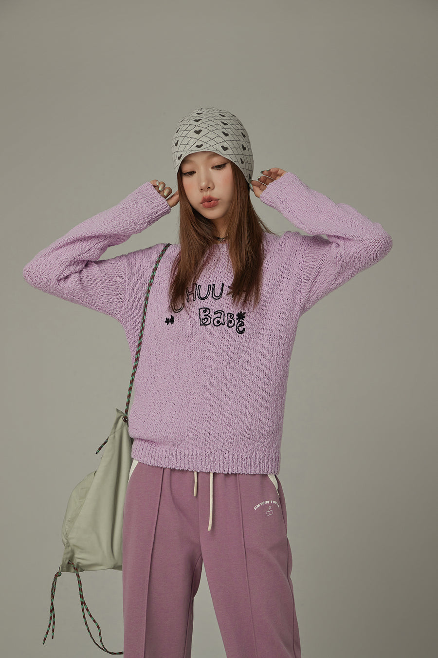 CHUU Macaron Color Logo Knit Sweater