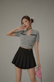 V-Trim Cropped Knit Short Sleeve Top