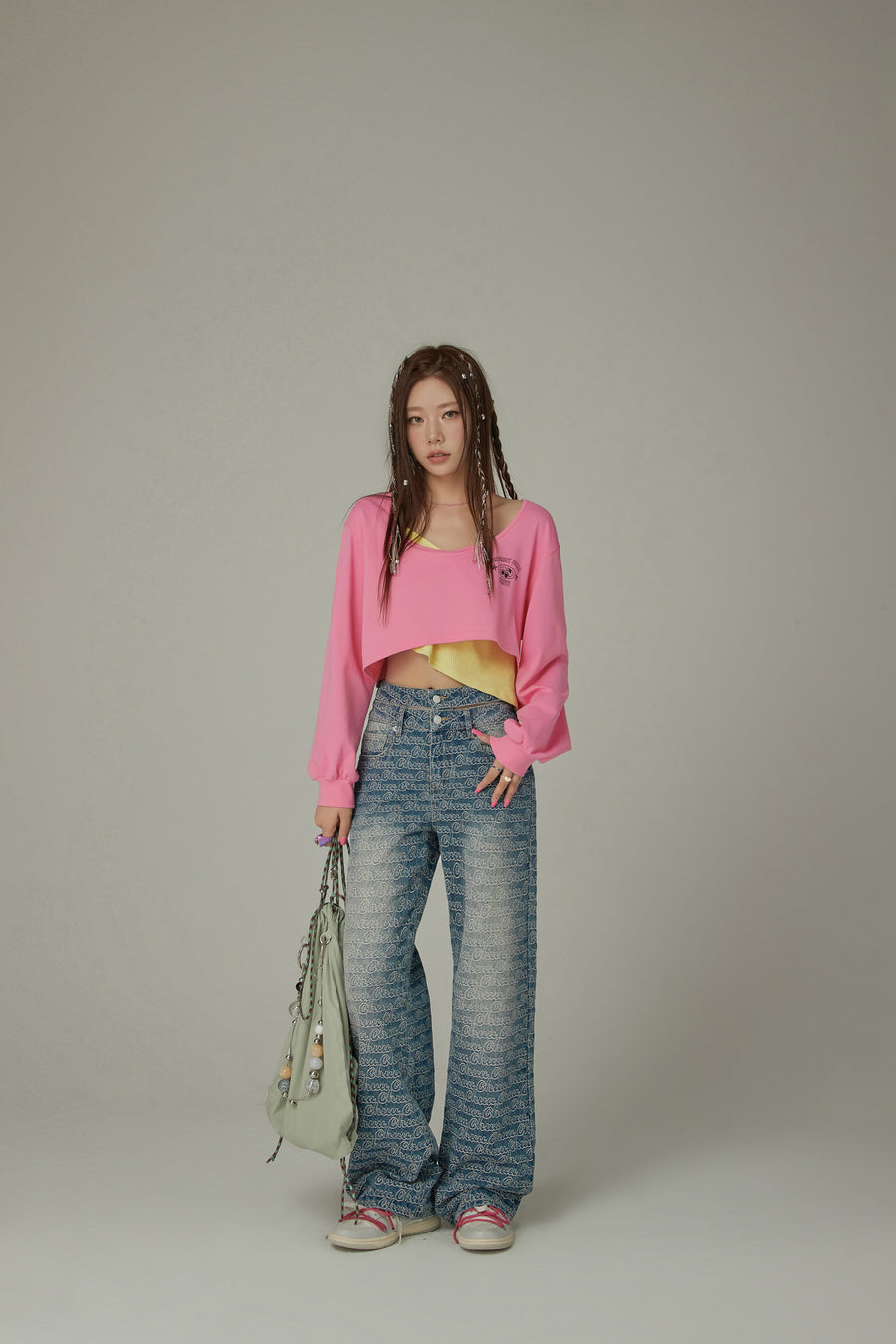 CHUU Color Matching Asymmetrical Layer Cropped T-Shirt