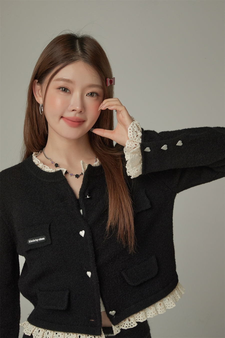 CHUU Lace Heart Button Cardigan