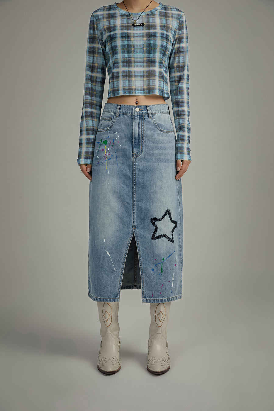 CHUU Star Denim Long Slit Skirt