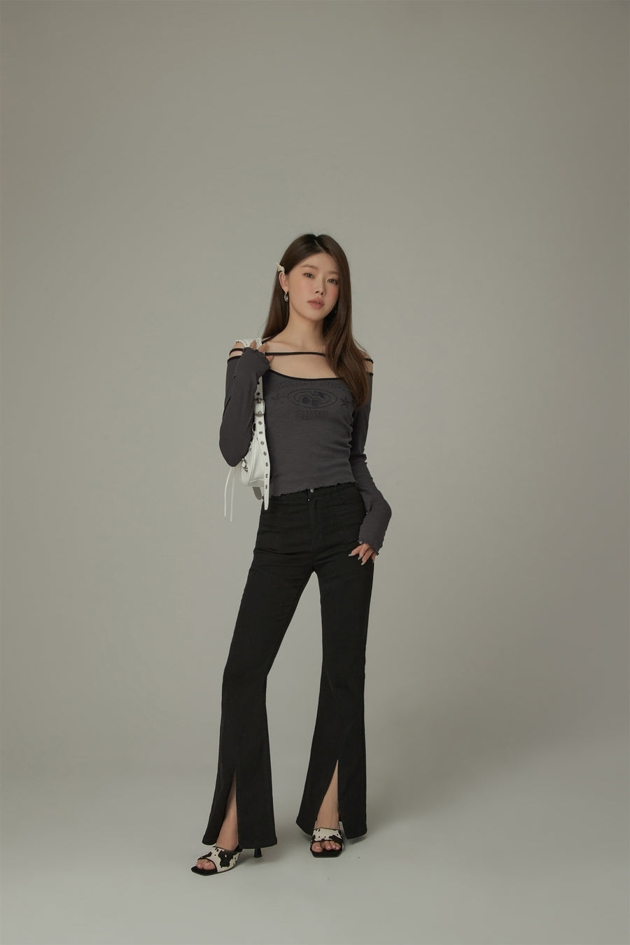 CHUU Front Ankle Slit Bootcut Pants