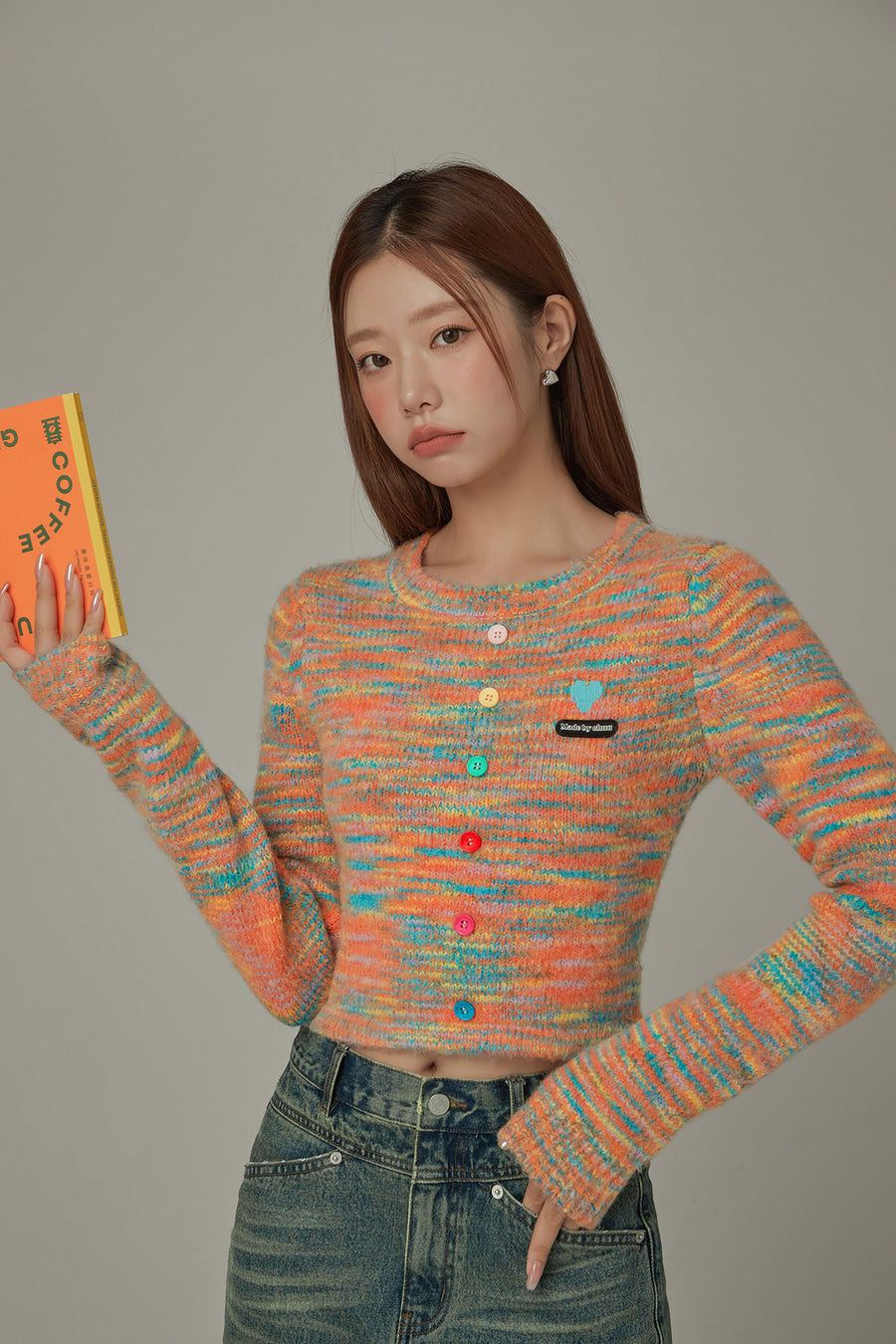 CHUU Rainbow Crop Knit Sweater