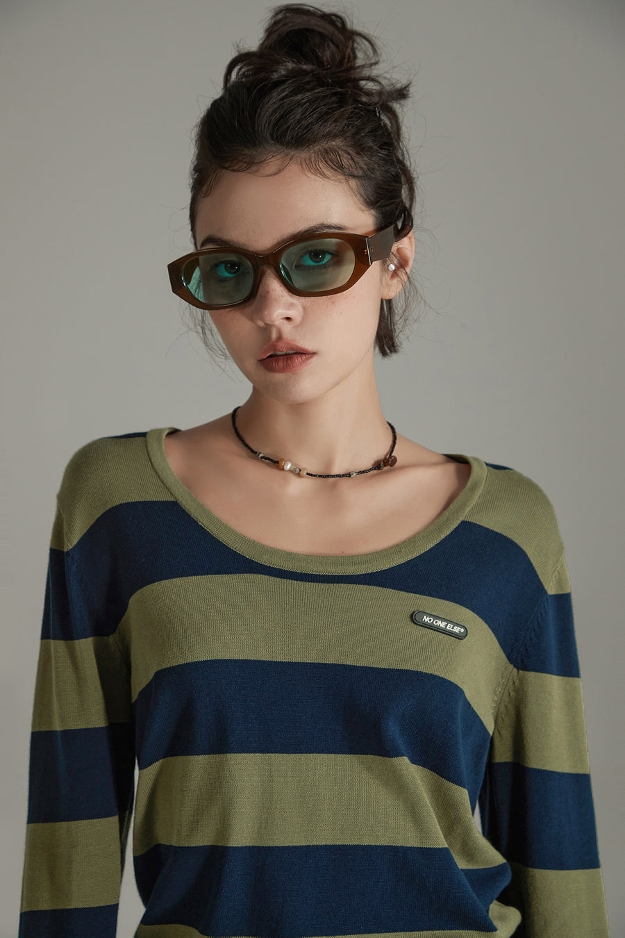 CHUU Color Stripe Knit Sweater