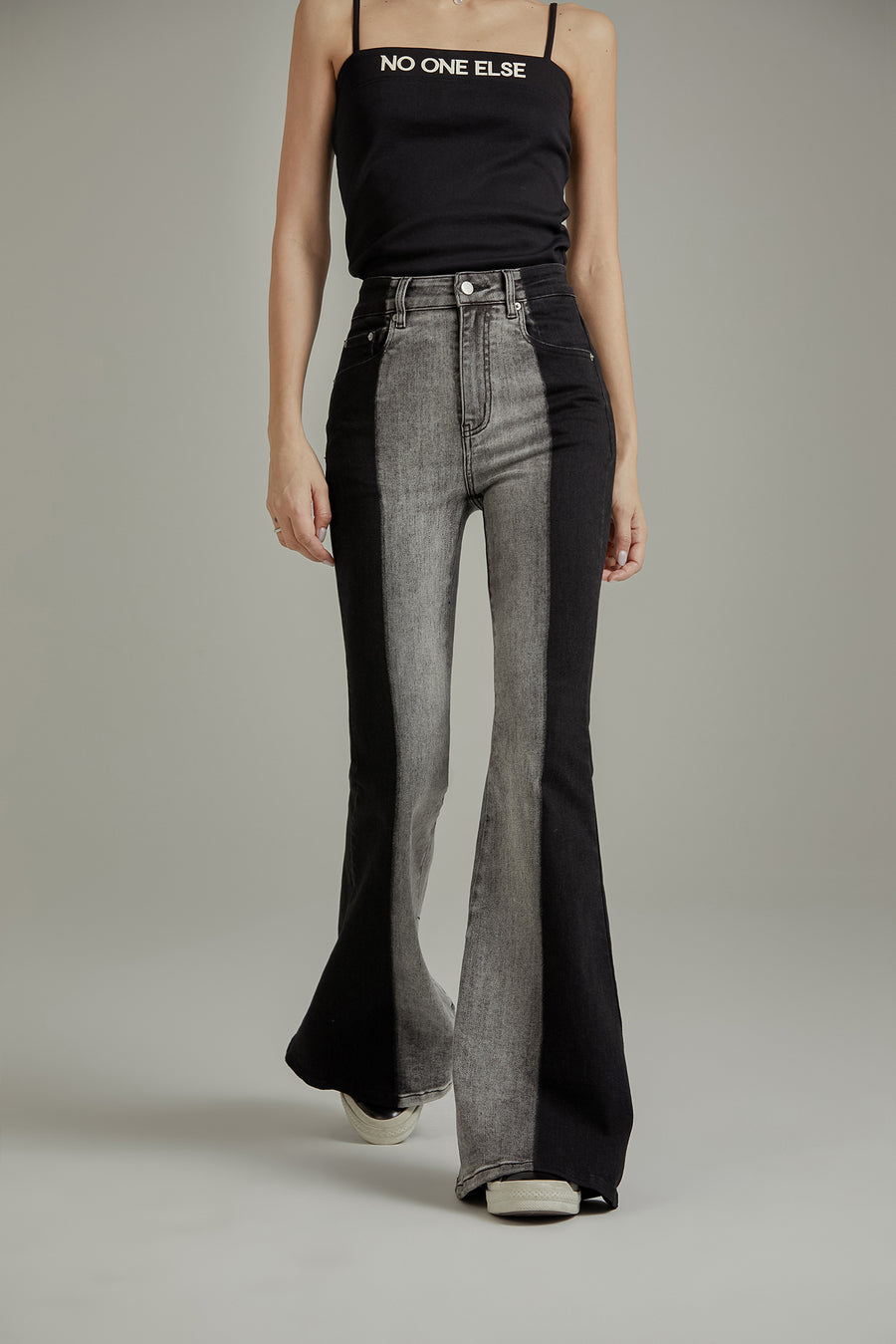 CHUU Two Toned High Waisted Bootcut Denim Jeans