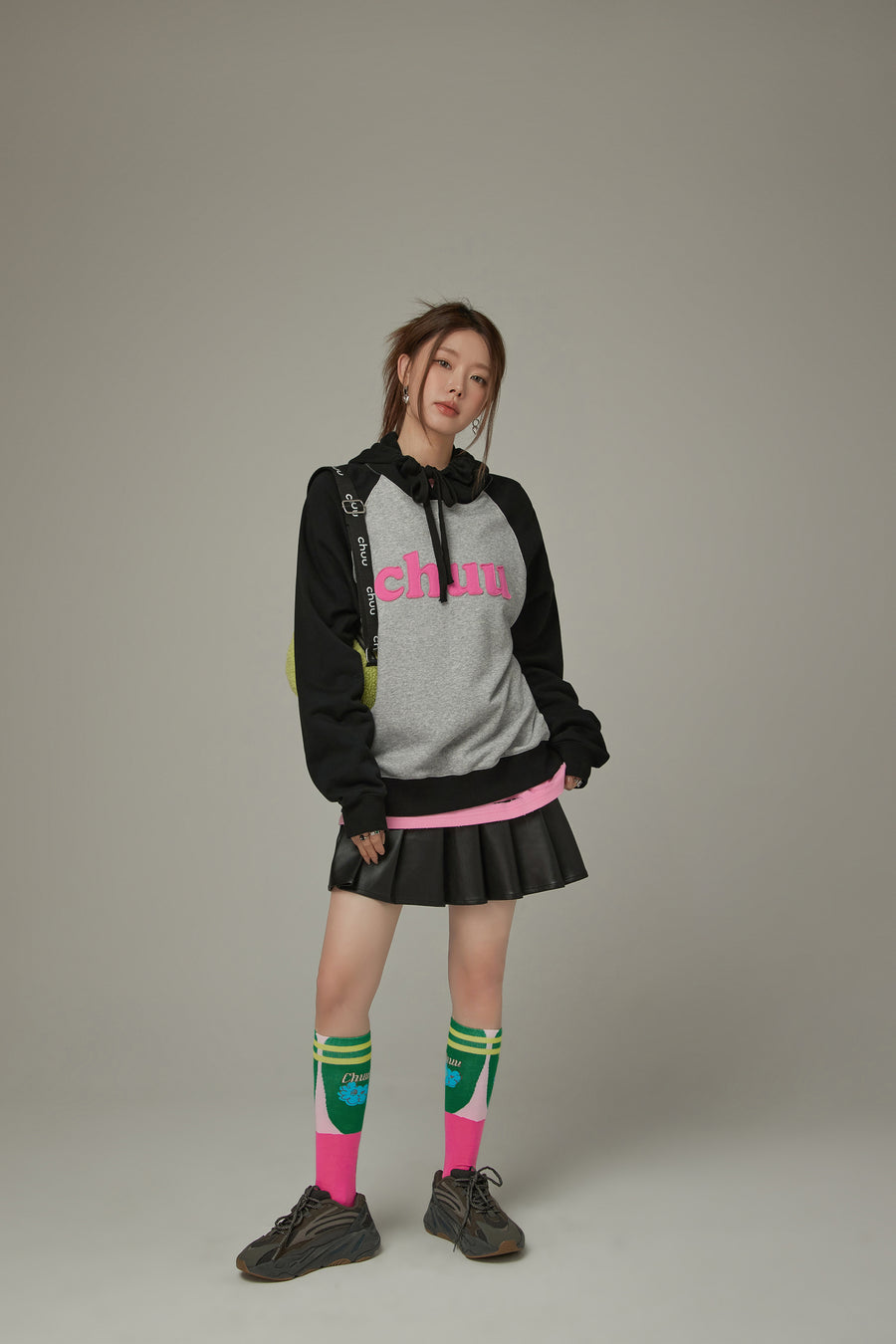 CHUU Sporty Color Knee Socks