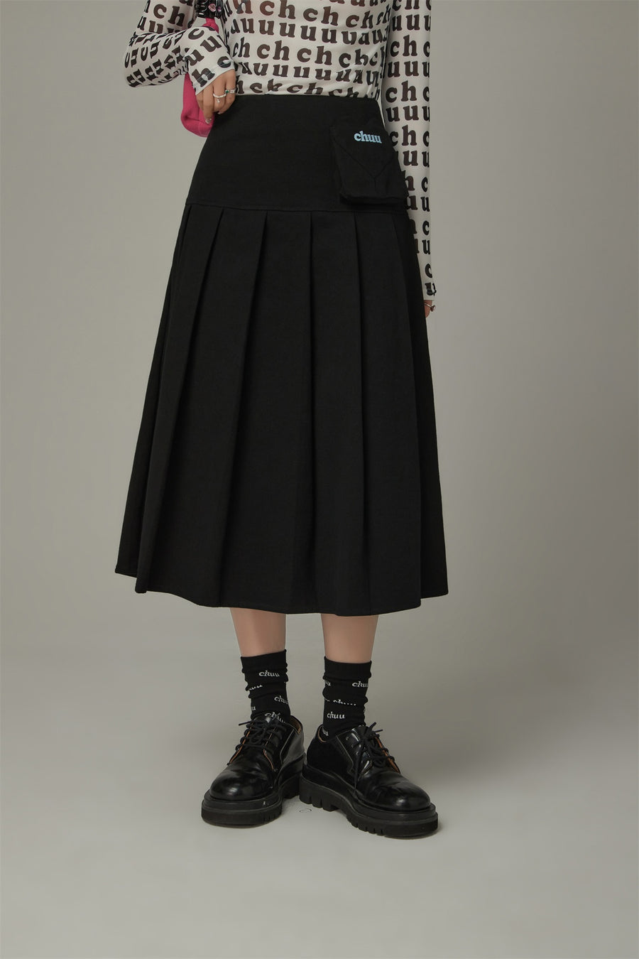 CHUU Heart Pleated Long Skirt