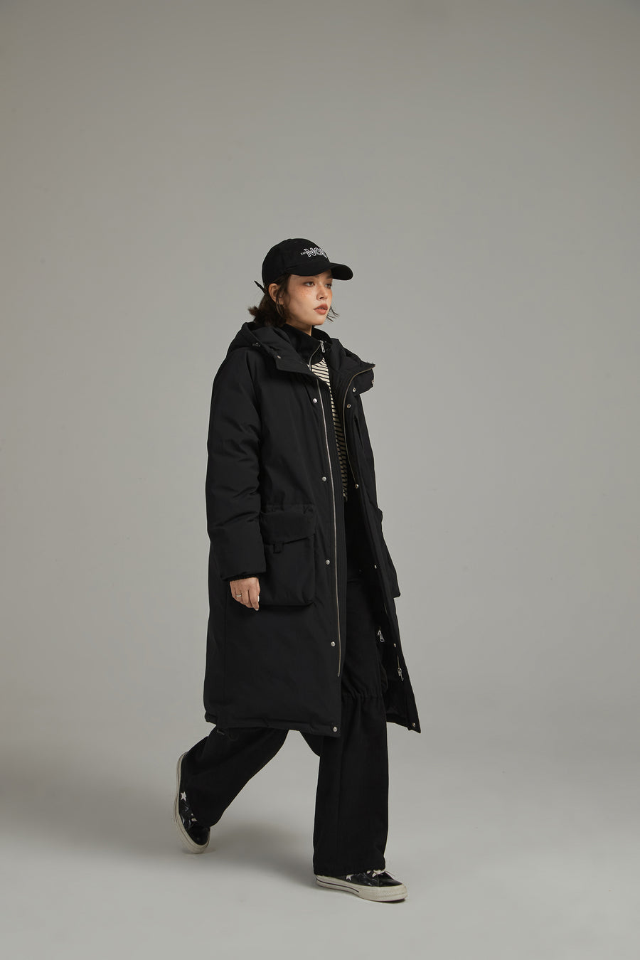 CHUU Hooded Logo Pocket Long Padded Coat