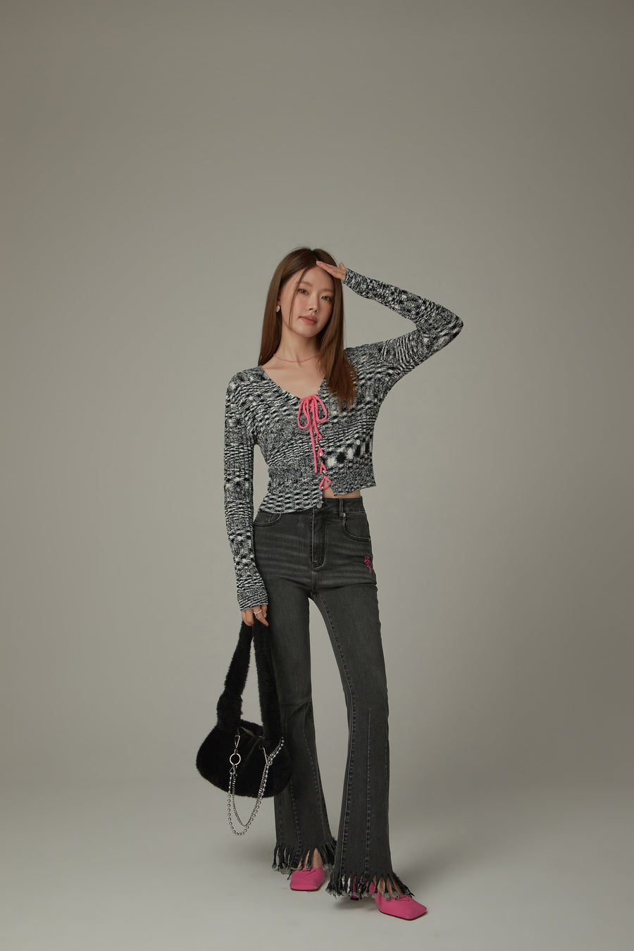 CHUU Lace Up Ribbon Slim Knit Top