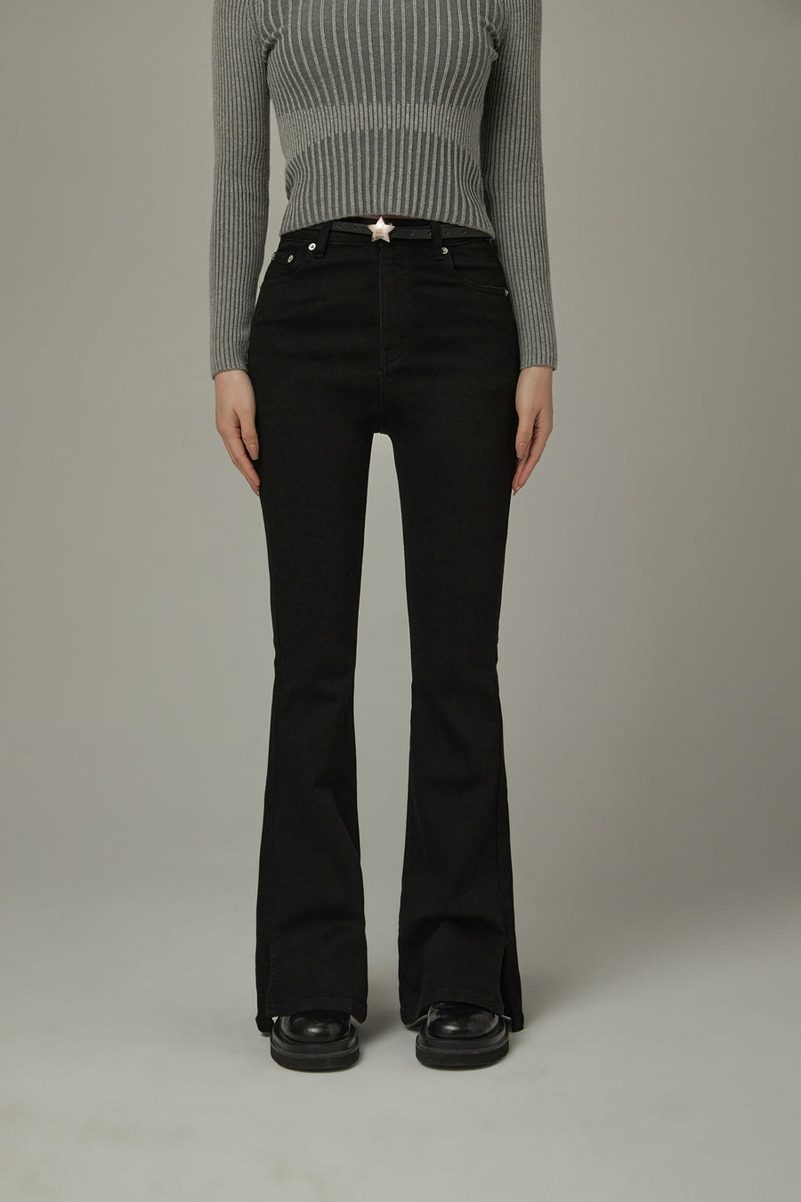 CHUU Slim Bootcut Denim Jeans