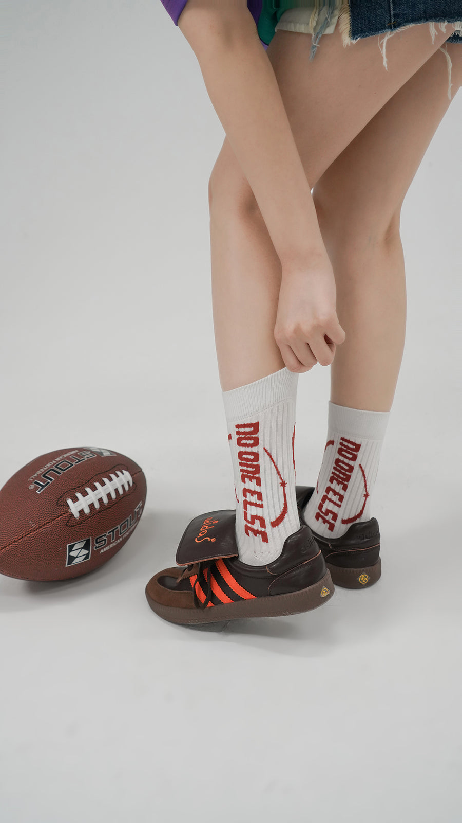 CHUU Circle Logo Ribbed Calf Socks