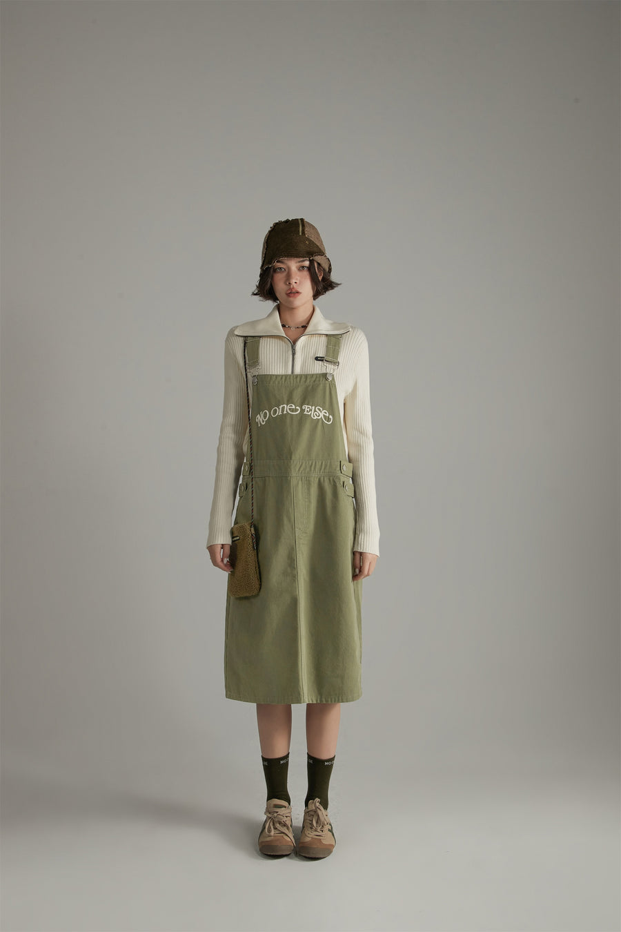 CHUU Logo Pocket Overall Dress