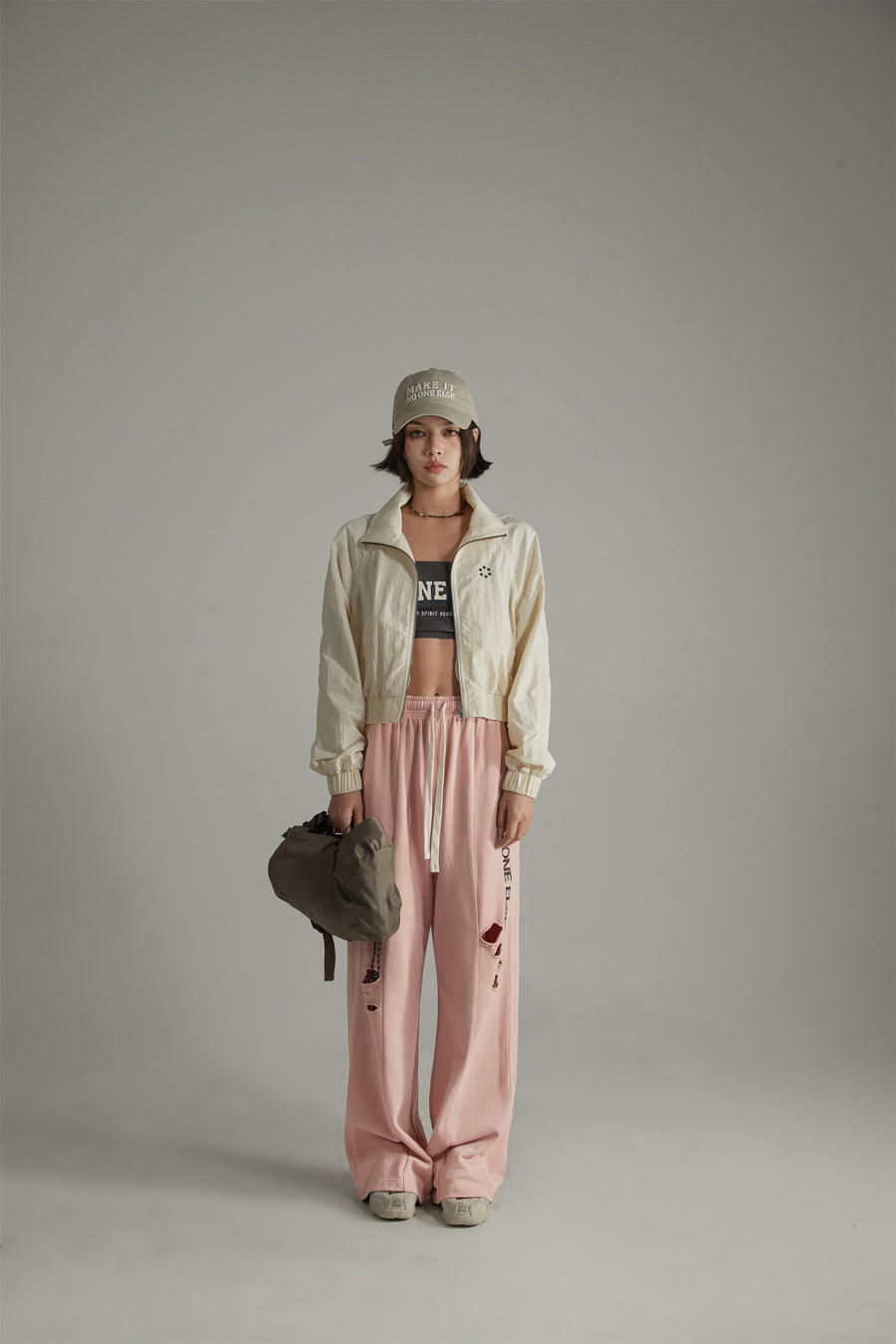 CHUU Banded Wide Leg Distressed Slit Pants