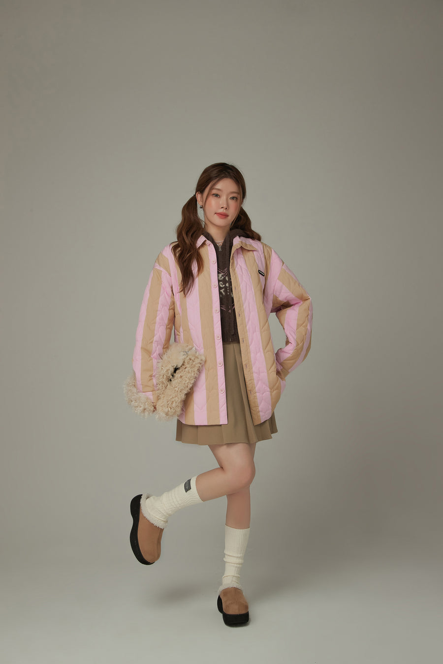 CHUU Striped Heart Quilted Jacket