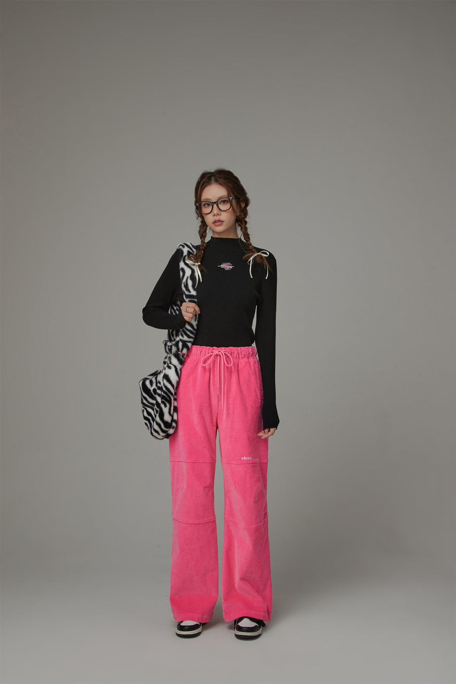 CHUU Casual String Corduroy Pants