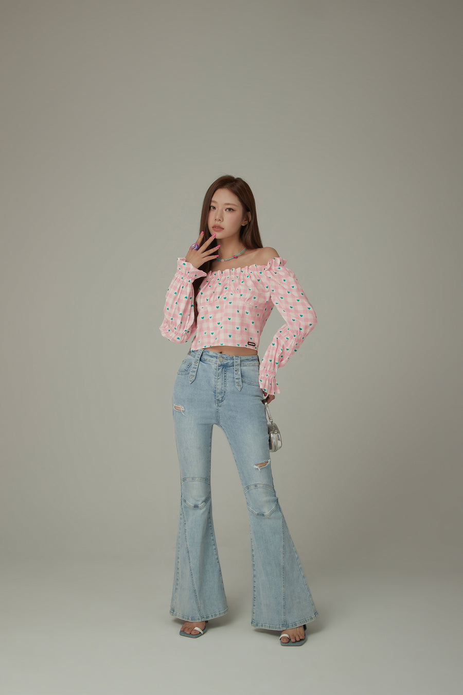 CHUU Heart Check Pattern Off The Shoulder Blouse