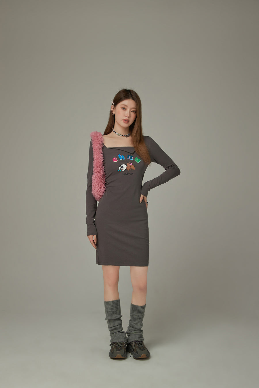 CHUU Rainbow Logo Puppy Character Dress