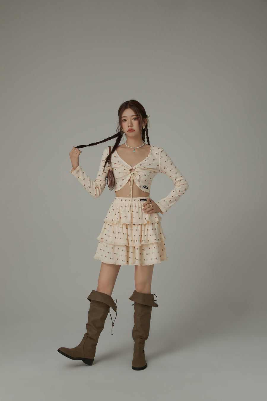 CHUU Flower Eyelet Key Hole Cardigan Top