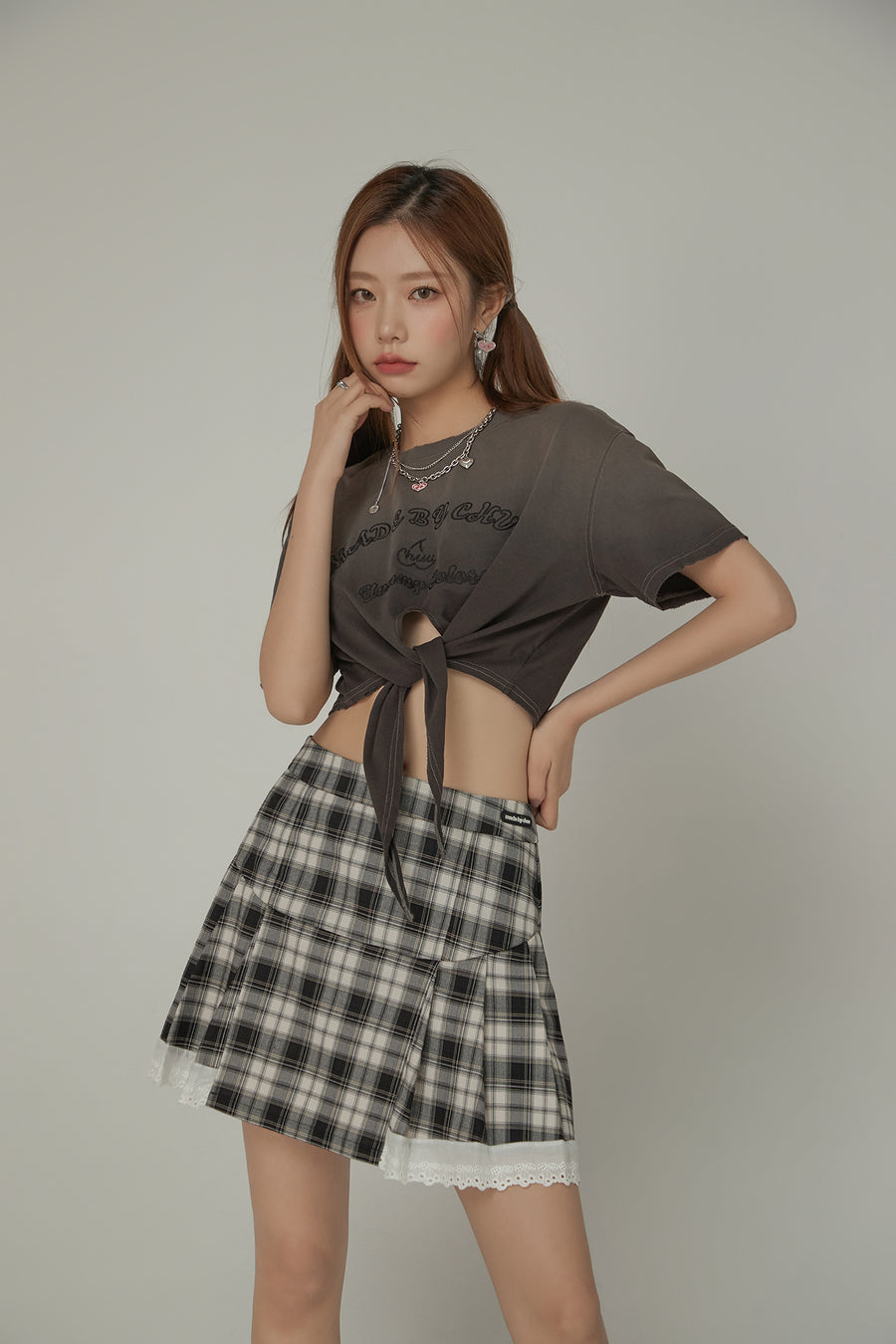 CHUU Gradient Short Sleeve Ribbon Tie Up Crop T-Shirt