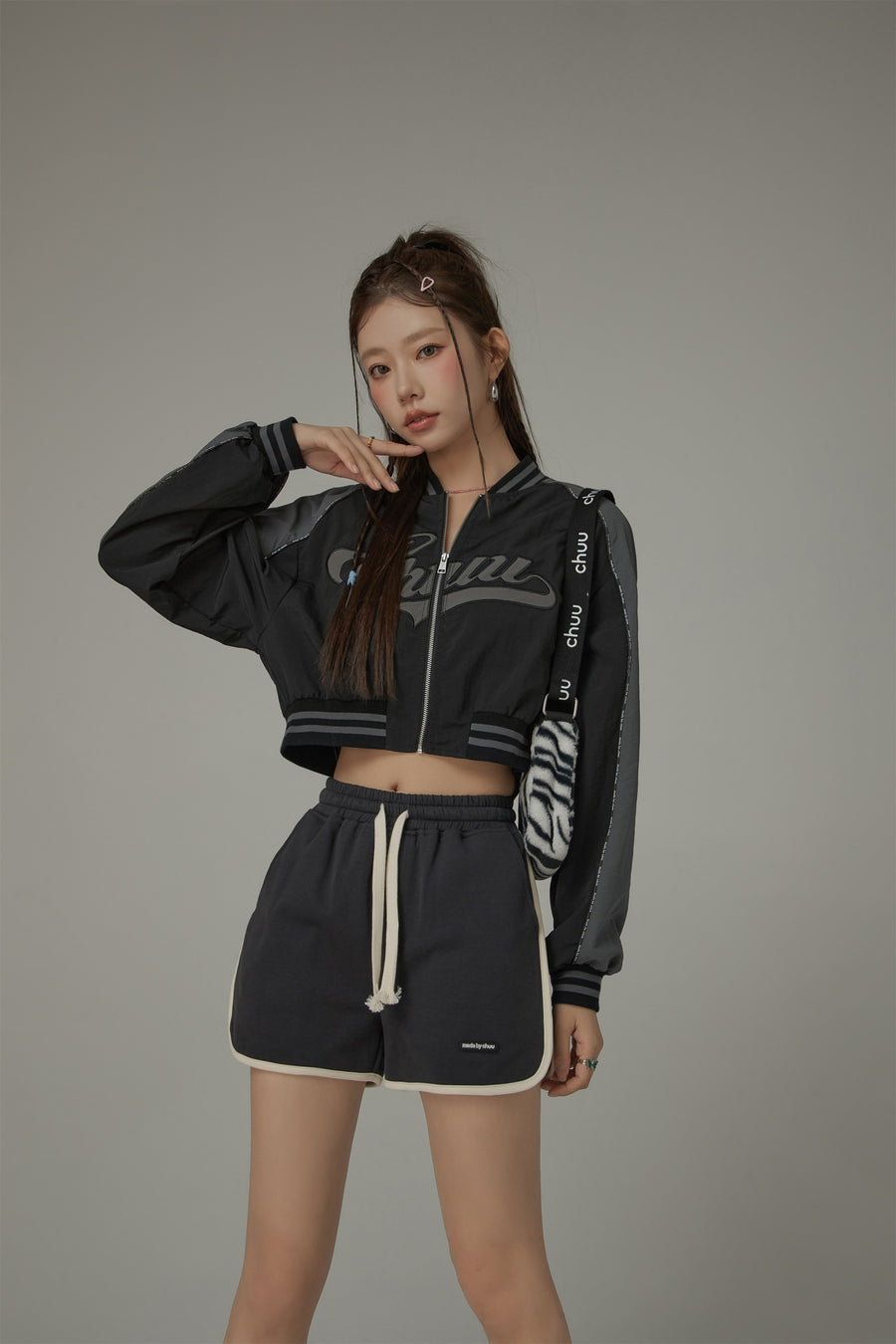 CHUU Logo Colored Zip-Up Varsity Jacket