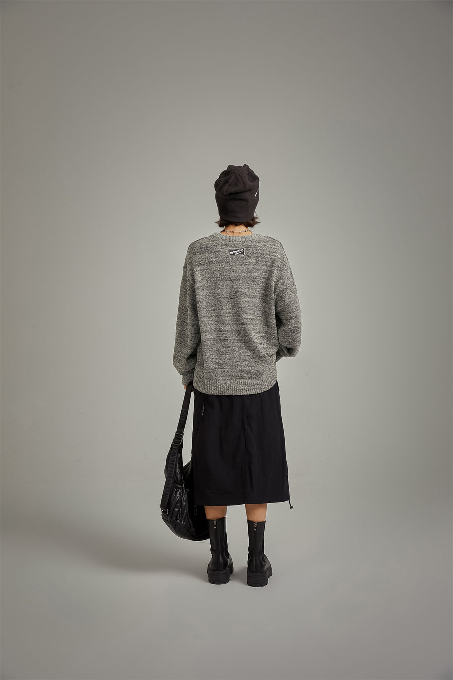 CHUU Diagonal Boxy Knit Sweater