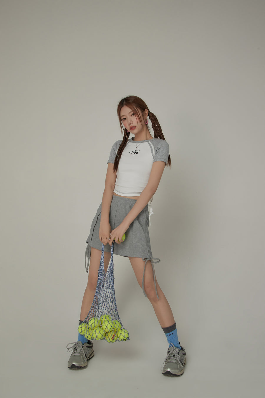 CHUU Chuu Cherry String Colorblocked Short Sleeve T-Shirt